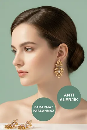 Büyük Yaprak Model Gold Çelik Küpe