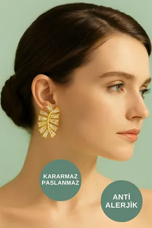 Büyük Yaprak Model Gold Çelik Küpe
