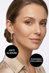 8 Zirkon Taşlı İnce Uzun Altın Çelik Küpe