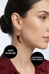 Kırmızı Taşlı Sallantılı Altın Çelik Küpe